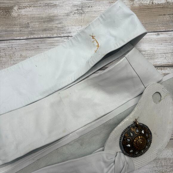 Lot of Craft Supplies Materials Leather Belt Strips Charms Pendants Multicolor - Picture 10 of 10